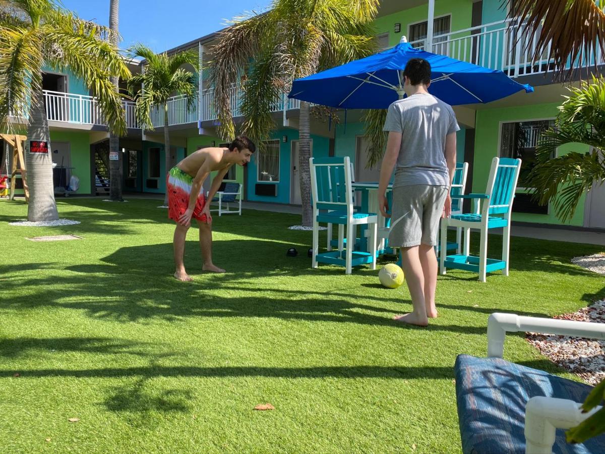 Tropical Inn & Suites, Downtown Clearwater Exteriör bild